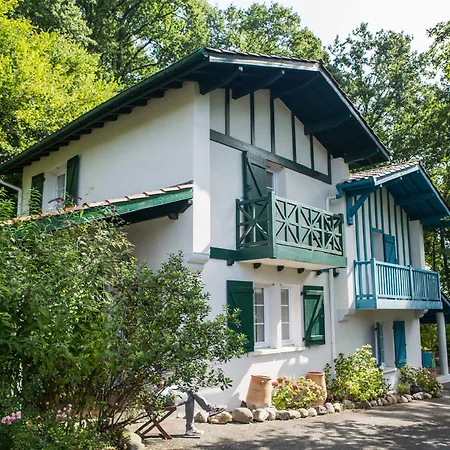 Les Collines Iduki Hotel 4*